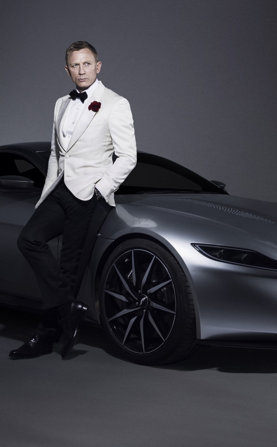 Daniel Craig 007 James Bond Aston Martin Car Photoshoot ..., car wallpapers for iphone 5s